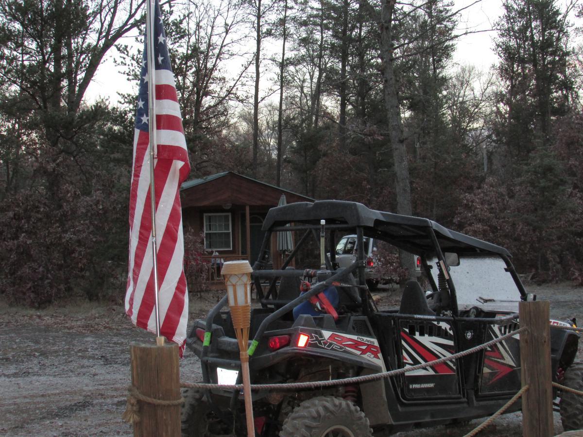 Best Bear Lodge & Campground Irons Exterior photo